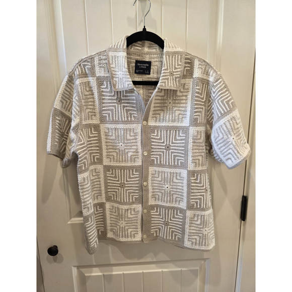 Abercrombie & Fitch Other - Abercrombie Crochet Knit Shirt Gray Cream Geo Button Up Coastal Size S Quiet Lux